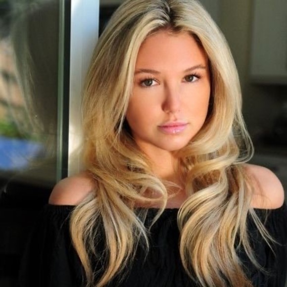 Meet your Posher, Jade - Picture 1 of 1